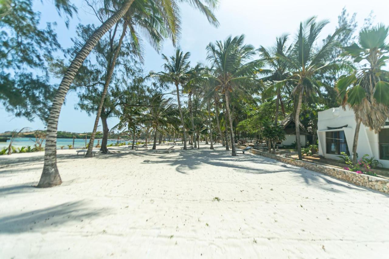 Sun Palm Beach Resort 와타무 외부 사진