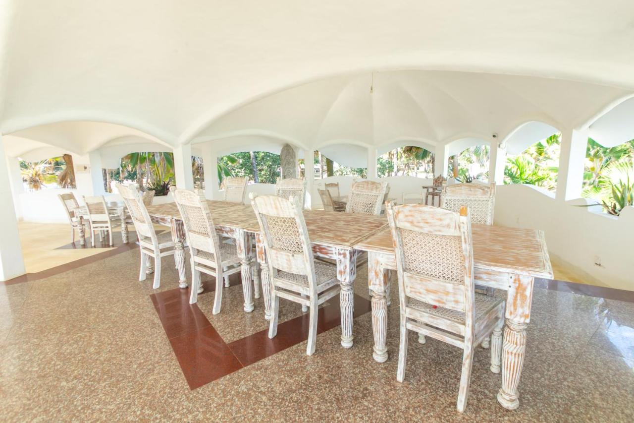 Sun Palm Beach Resort 와타무 외부 사진