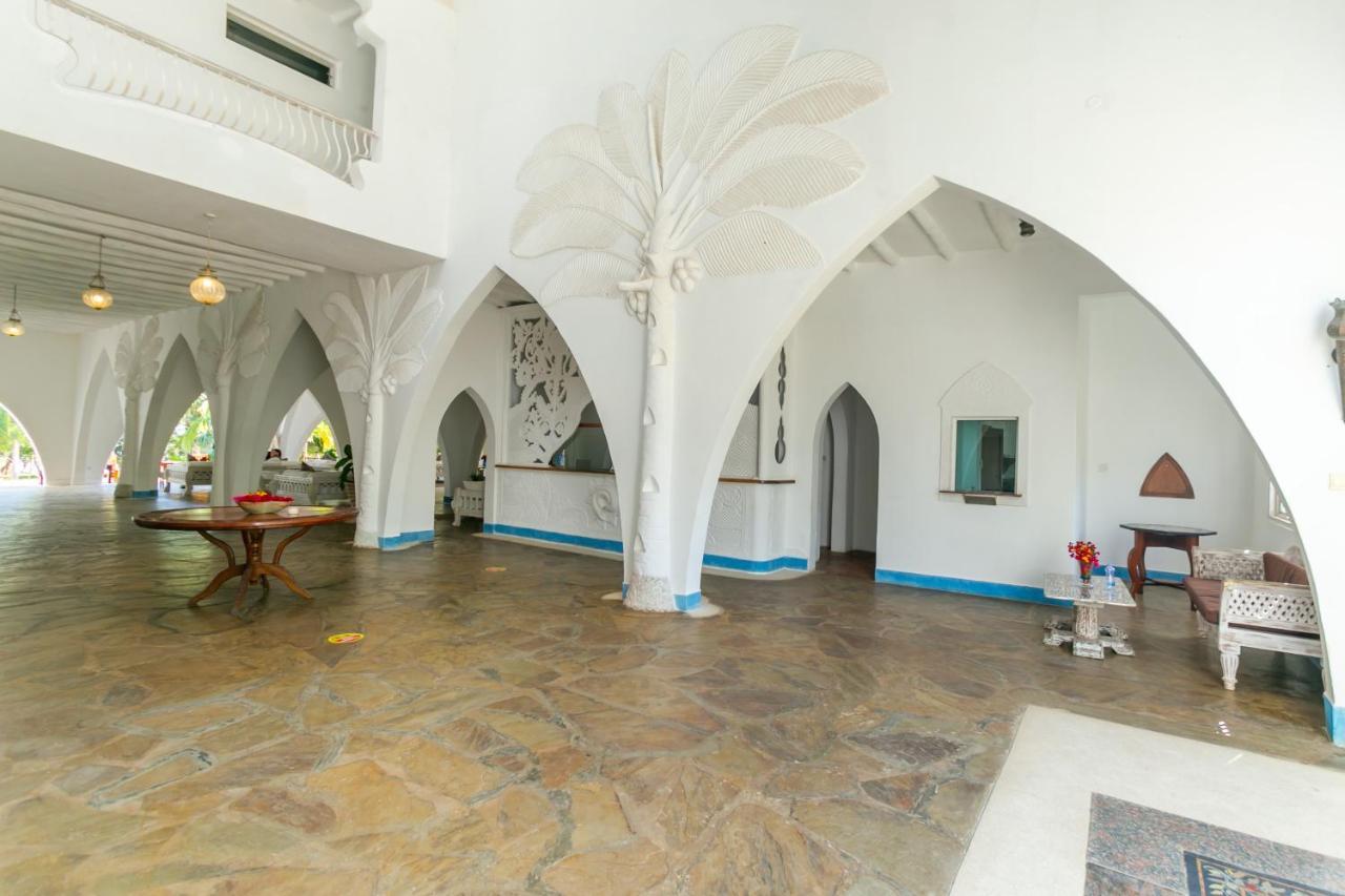 Sun Palm Beach Resort 와타무 외부 사진