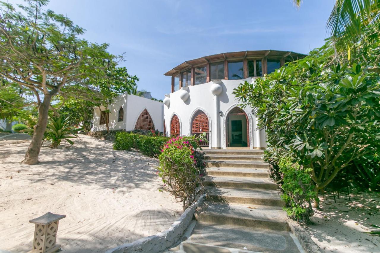Sun Palm Beach Resort 와타무 외부 사진